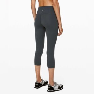 Lululemon Wunder Under HR Crop 21” - Full On Luxtreme - size 8 - Melanite